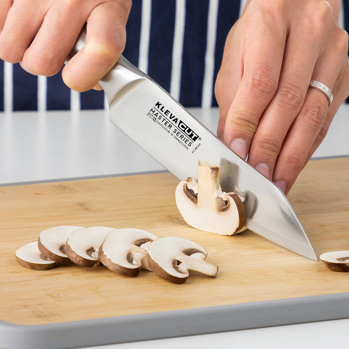 Speciality 4 Piece KlevaCut® Master Series Knife Set - Image 5