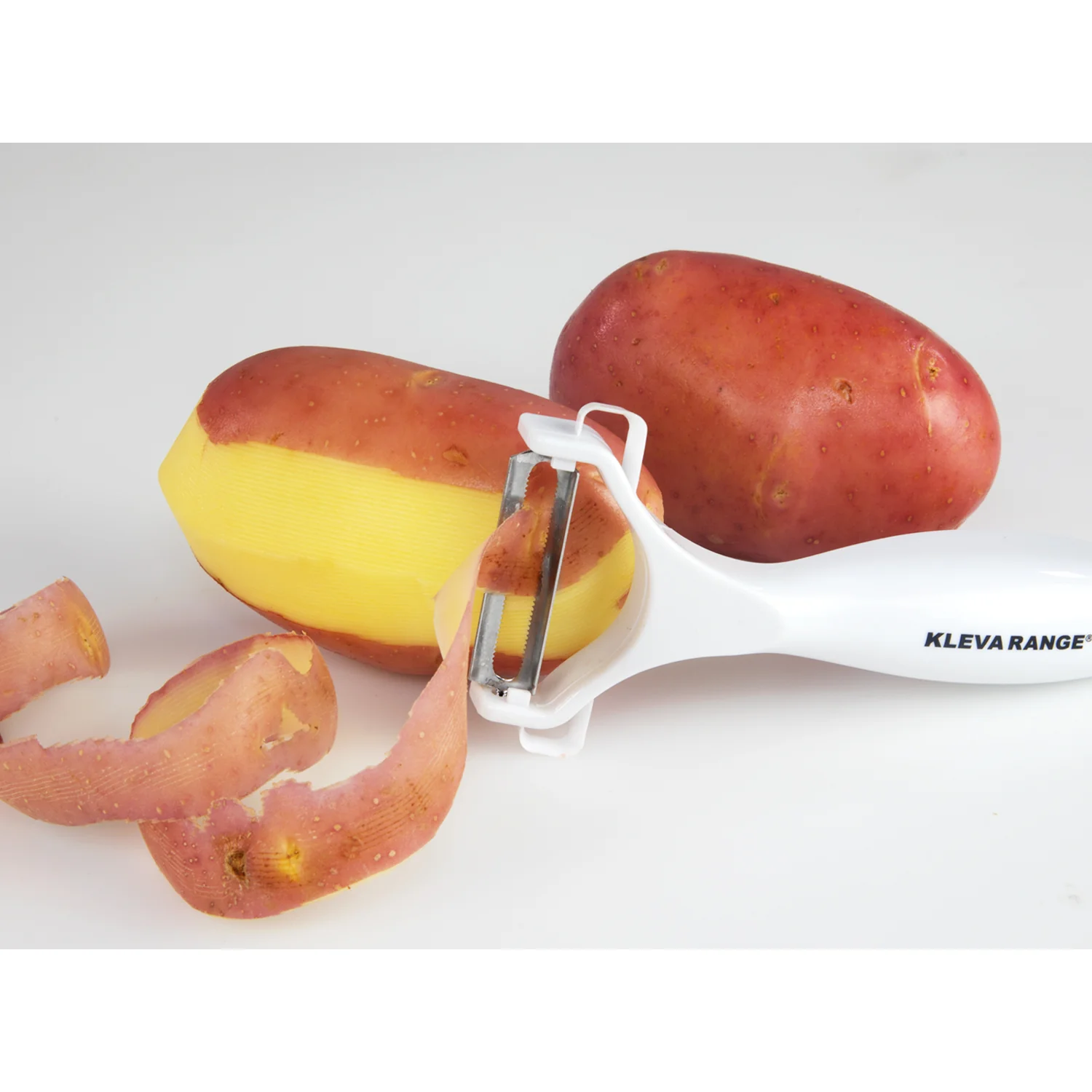 Kleva Precision Peeler With Ultra Sharp Double-Sided Stainless Steel Blades - Image 3